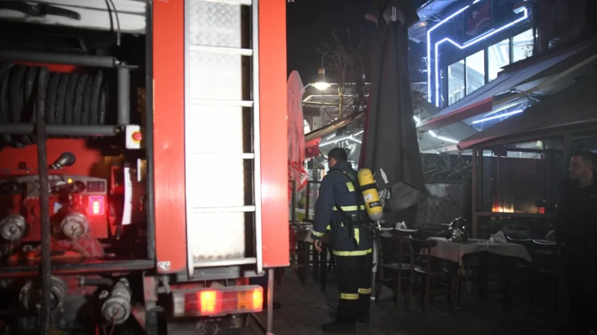 Έκρηξη σε εμπορικό κατάστημα τα ξημερώματα