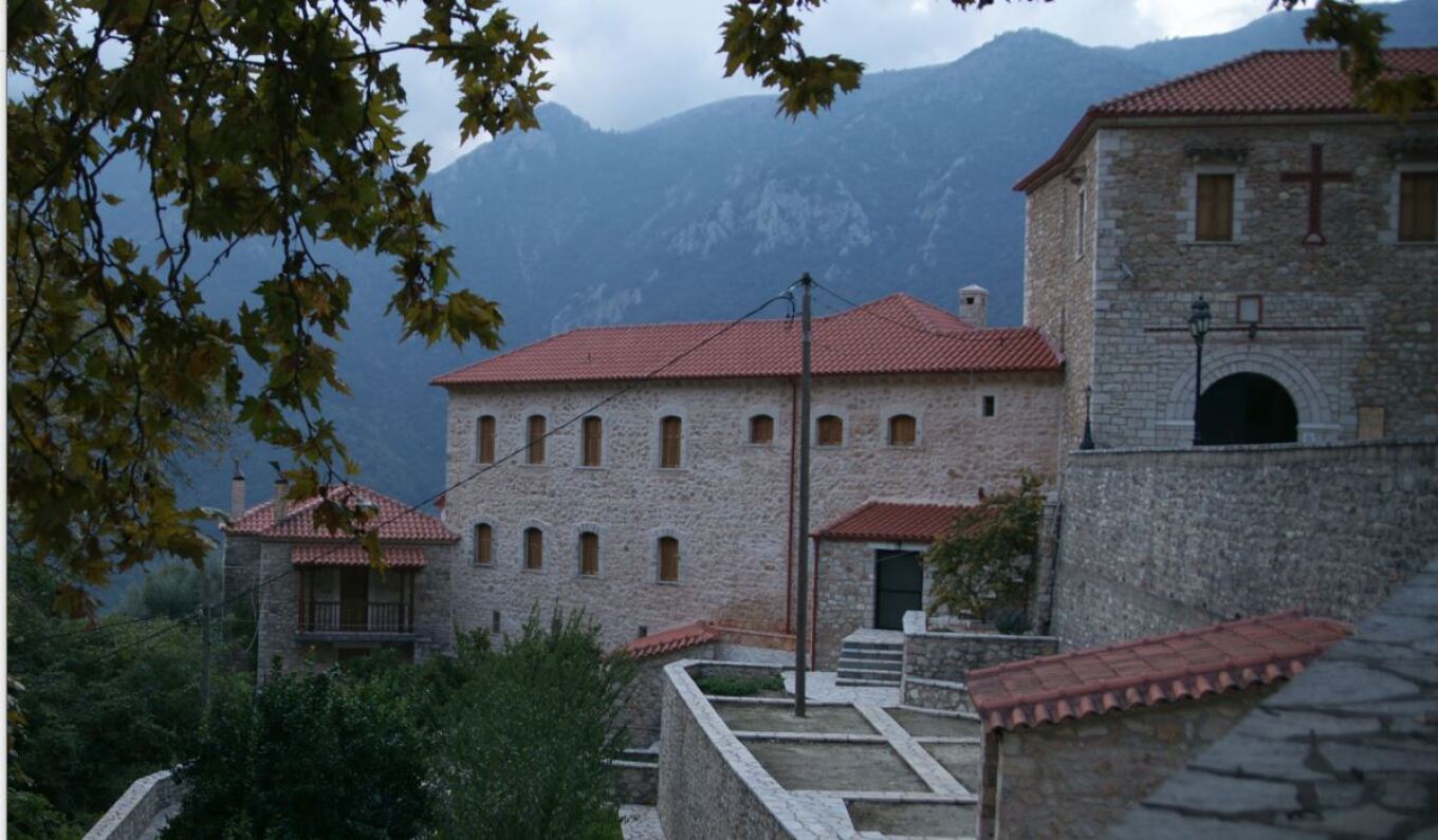 Αλλοδαποί εξαπάτησαν μοναστήρι