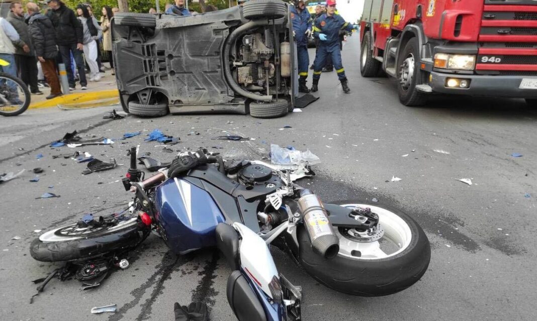 Φριχτό τροχαίο δυστύχημα με νεκρό νεαρό μοτοσικλετιστή