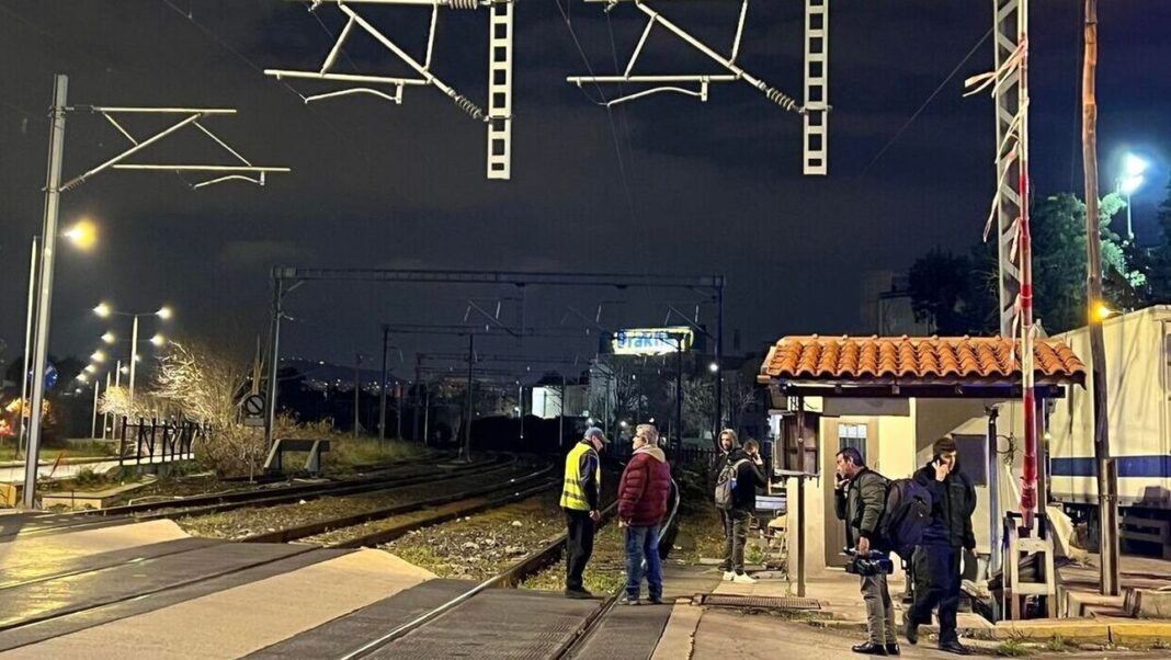 Πώς έγινε το ατύχημα στον Προαστιακό – Παρασύρθηκε από το συρμό ο 16χρονος