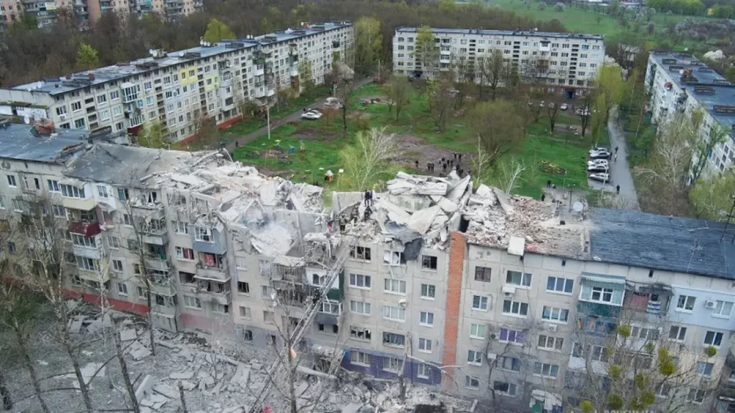 sloviansk_ekrixi Πόλεμος στην Ουκρανία: Τουλάχιστον πέντε νεκροί και 15 τραυματίες από ρωσικό πλήγμα στην Σλοβιάνσκ