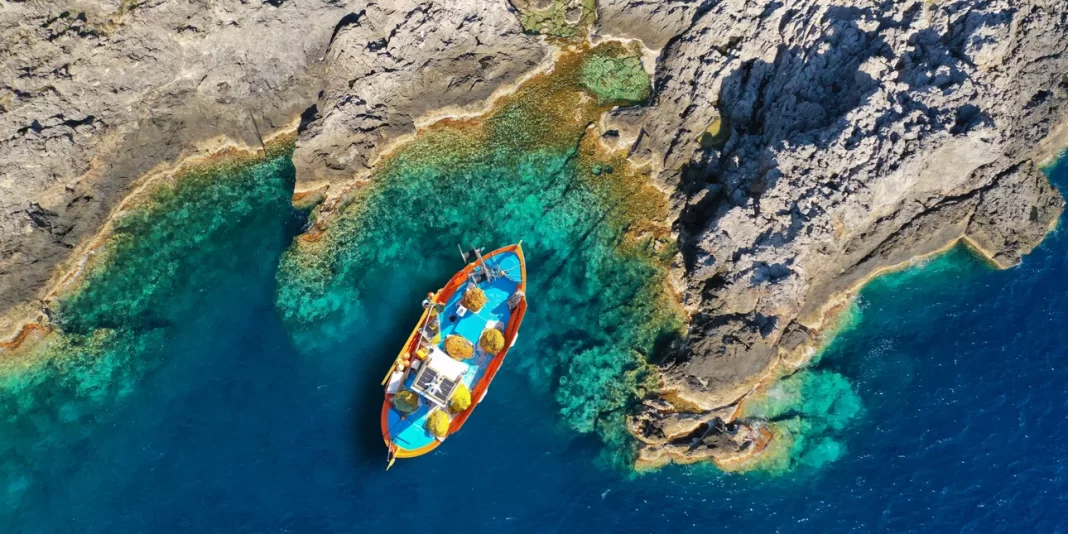 Οι Ιταλοί ξεχώρισαν τους άγνωστους θησαυρούς της Ελλάδας -Δύο νησιά «μεσογειακές οάσεις»