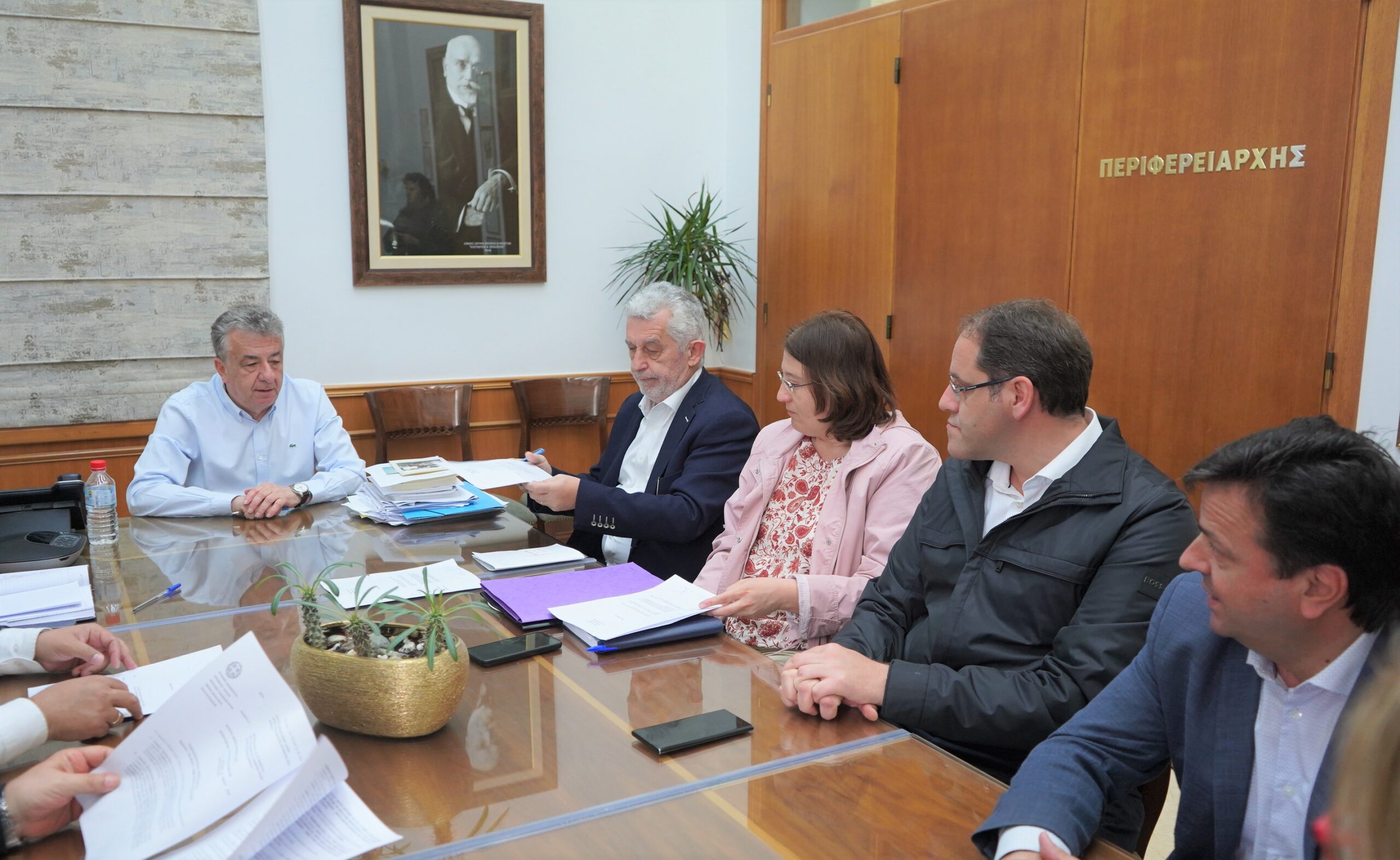 Σύμβαση 599.873 ευρώ υπέγραψε ο Περιφερειάρχης Κρήτης για τον οδικό άξονα Ηράκλειο-Ανώγεια