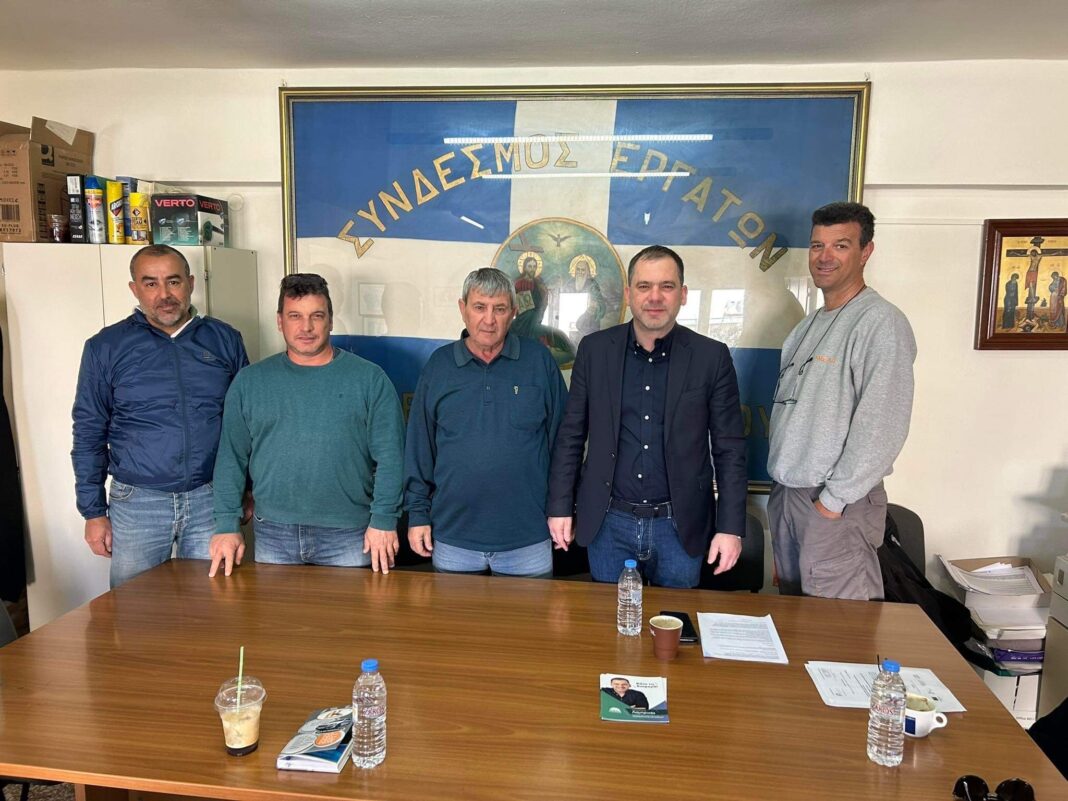 Με τους λιμενεργάτες ο Φ. Λαμπρινός