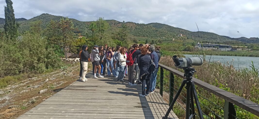 «Ανακαλύπτοντας τα πτηνά της Κρήτης» – Περιβαλλοντικό πρόγραμμα για τους μαθητές του 11ου ΓΕΛ Ηρακλείου