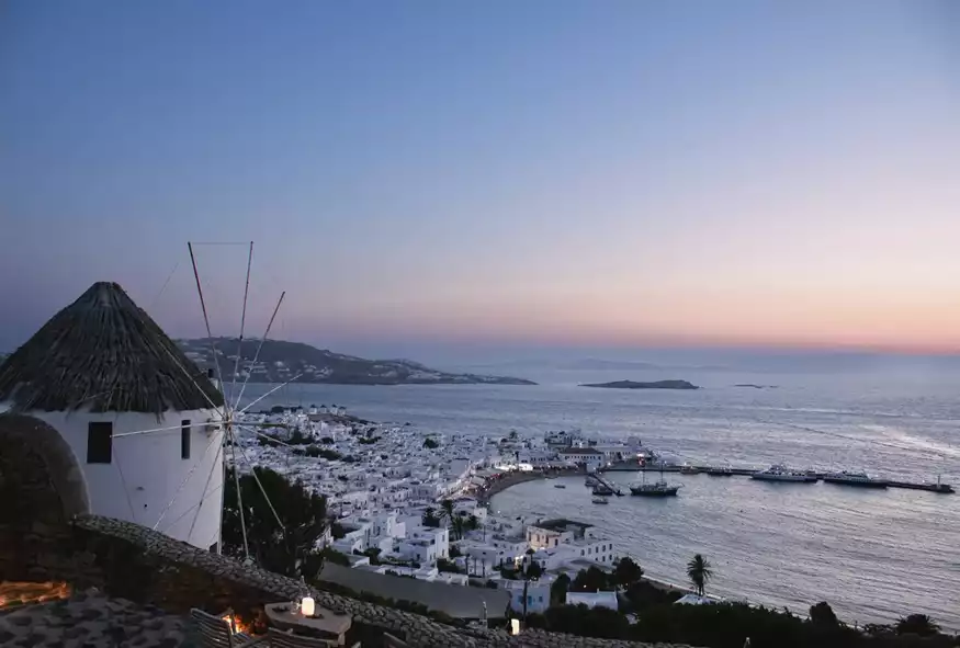 Τουρισμός: Τουλάχιστον 60.000 θέσεις εργασίας παραμένουν κενές