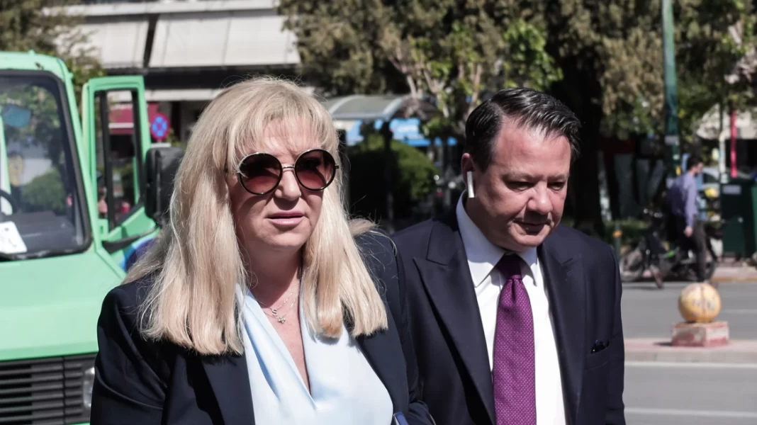 Καραϊβάζ: Καταθέτει στον ανακριτή η σύζυγος του δημοσιογράφου