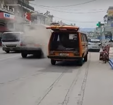Κρήτη: Όχημα λαμπάδιασε εν κινήσει (βίντεο)