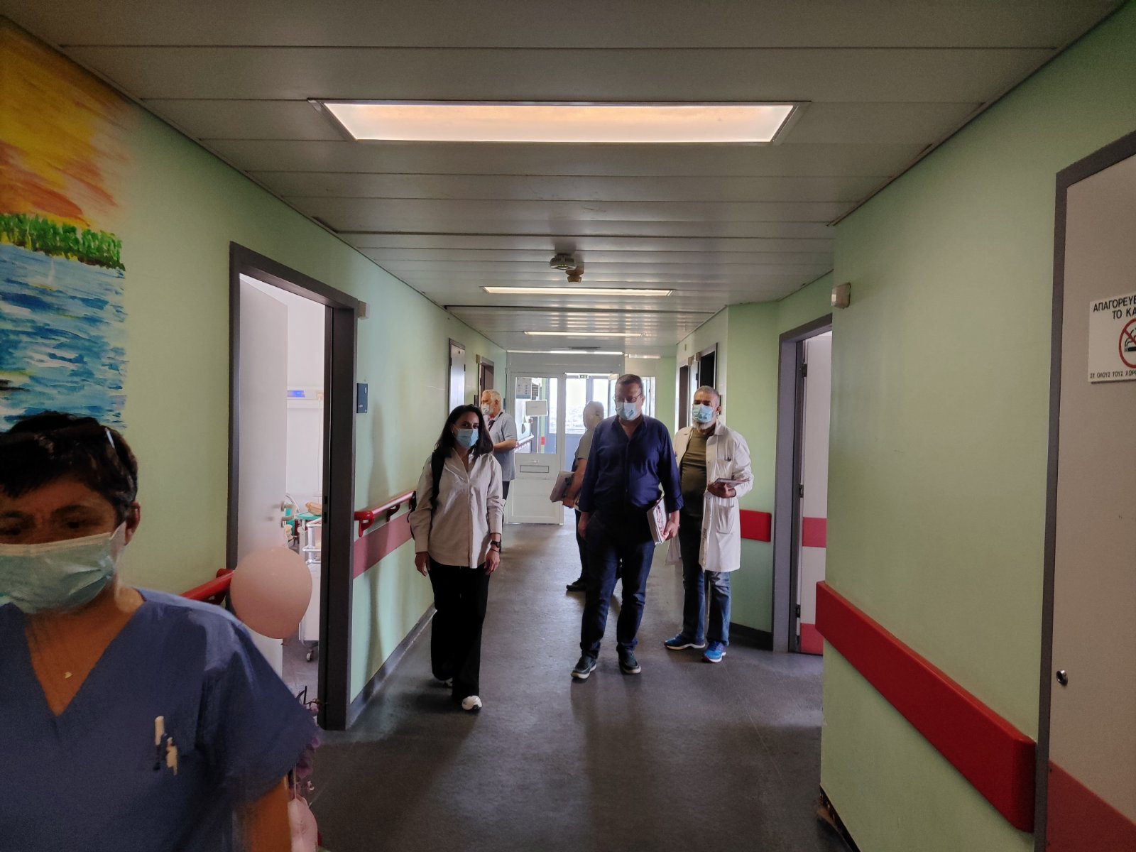 Περιοδεία υποψήφιων βουλευτών του ΚΚΕ στο Γενικό Νοσοκομείο Χανίων