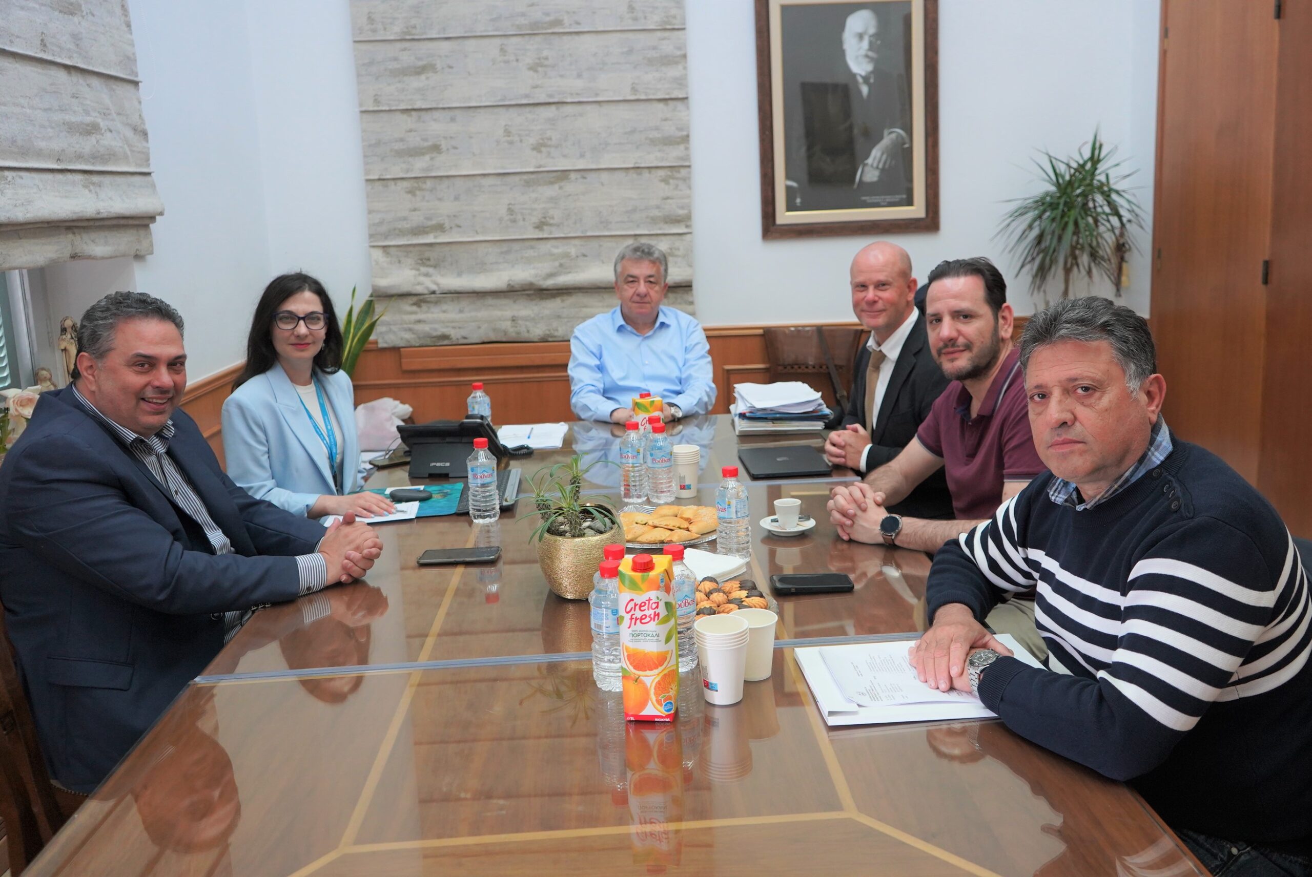 Αντιπροσωπεία του Ελληνικού τμήματος της UNICEF επισκέφθηκε τον Περιφερειάρχη Κρήτης