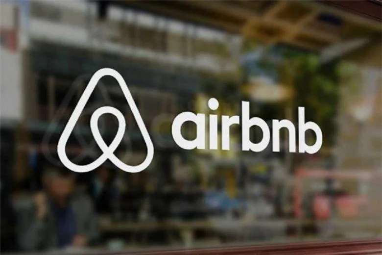 Airbnb: Σε κλοιό ελέγχων και διασταυρώσεων – Nέο μνημόνιο της ΑΑΔΕ με τις πλατφόρμες