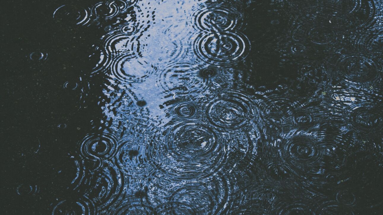 Καιρός: Βροχές και καταιγίδες σχεδόν όλη την εβδομάδα – Πέφτει η θερμοκρασία