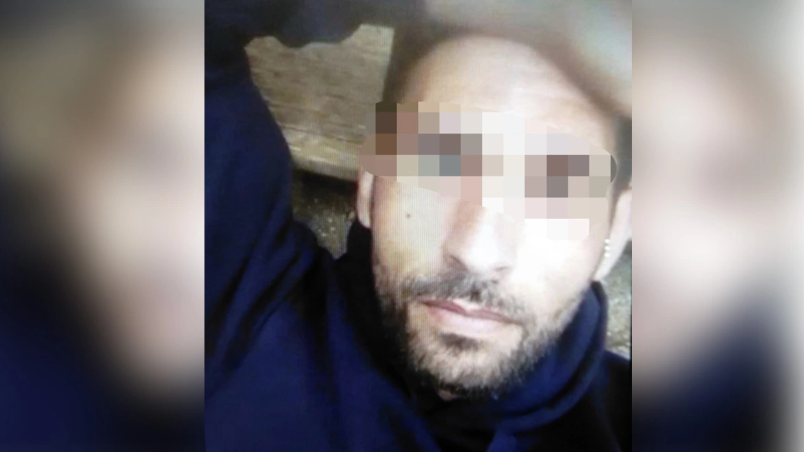 Αυτός είναι ο άνδρας που συνελήφθη ενώ προσπάθησε να θωπεύσει τουρίστρια