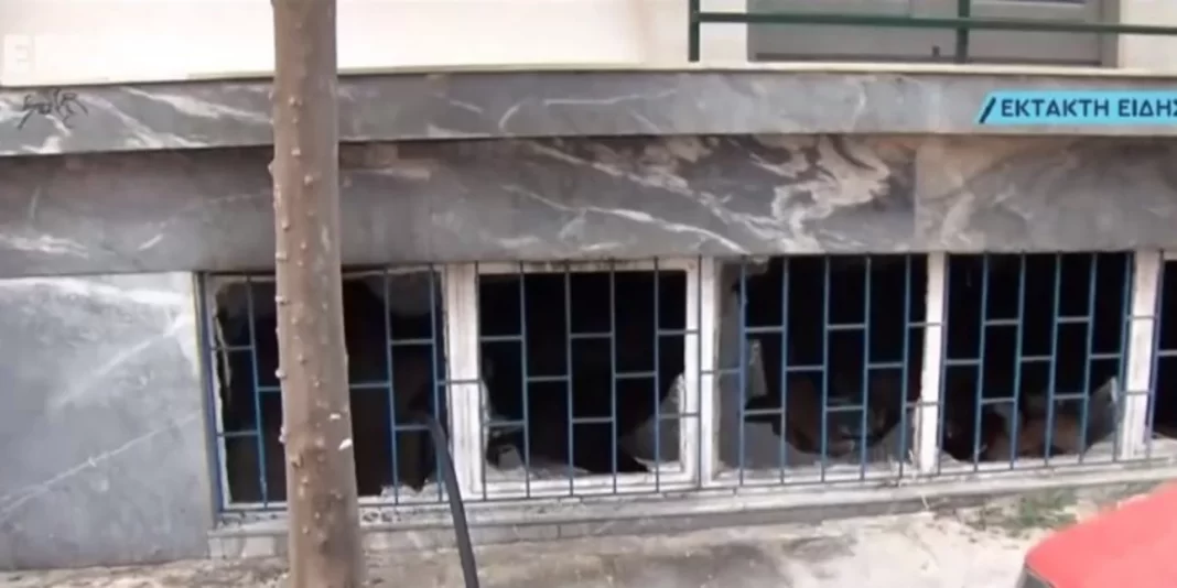 Νεκρή ηλικιωμένη μετά από φωτιά σε υπόγειο – «Φώναζε βοήθεια», λέει αυτόπτης μάρτυρας