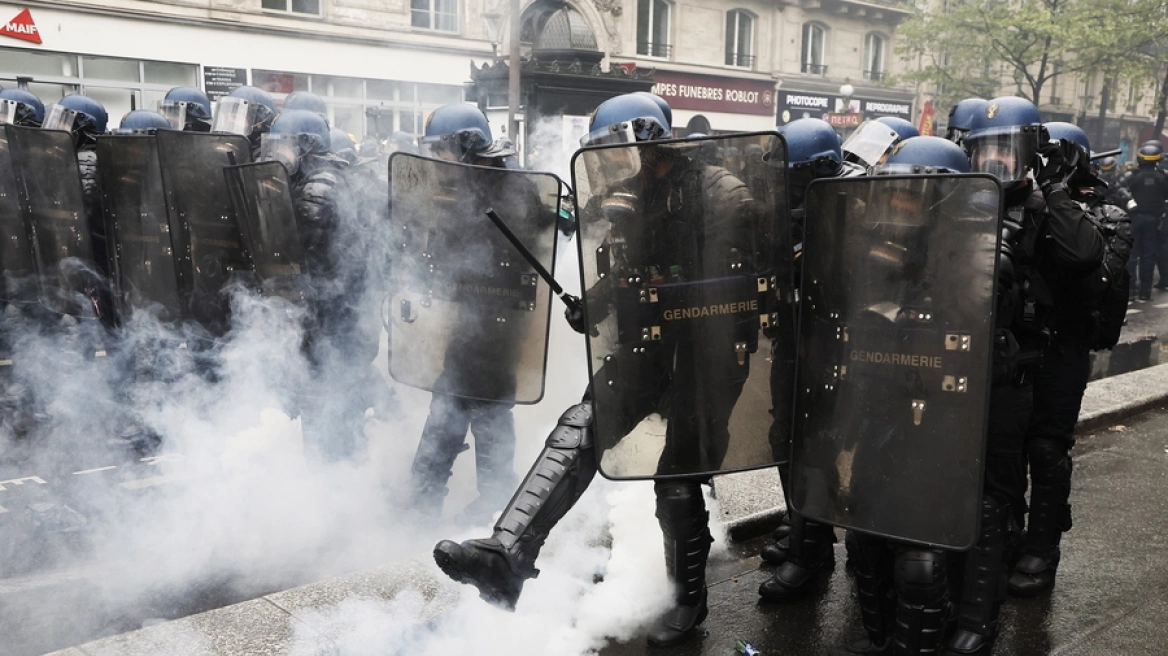 Επεισόδια και μολότοφ στις πορείες στο Παρίσι για την Πρωτομαγιά