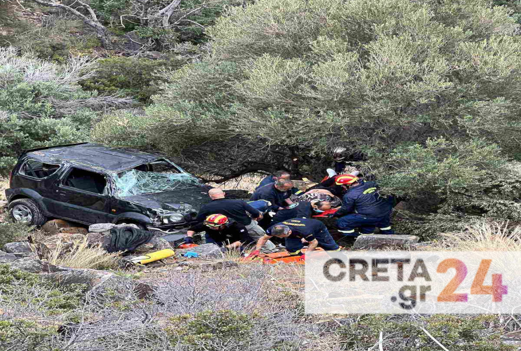 Κρήτη: Στο νοσοκομείο η γυναίκα που έπεσε με το αυτοκίνητό της στον γκρεμό