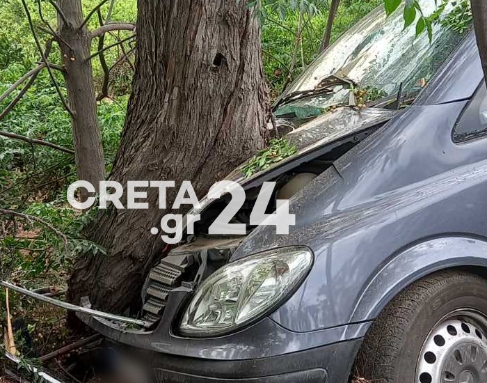 Κρήτη: Αυτοκίνητο προσέκρουσε σε δέντρο – Τραυματίστηκαν οι γονείς και τα πέντε ανήλικα παιδιά τους