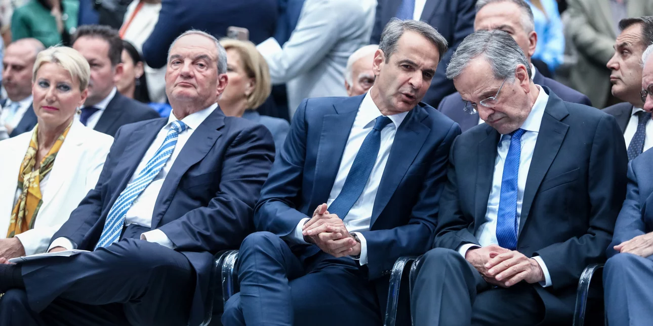 ΝΔ: Μήνυμα ενότητας και αυτοπεποίθησης πριν τις κάλπες η κοινή παρουσία Μητσοτάκη, Σαμαρά, Καραμανλή