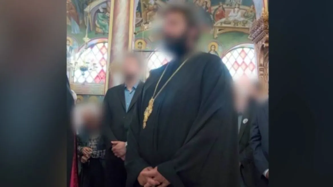 Μία ακόμη καταγγελία για τον επιχειρηματία που έγινε παπάς για να γλιτώσει τα χρέη