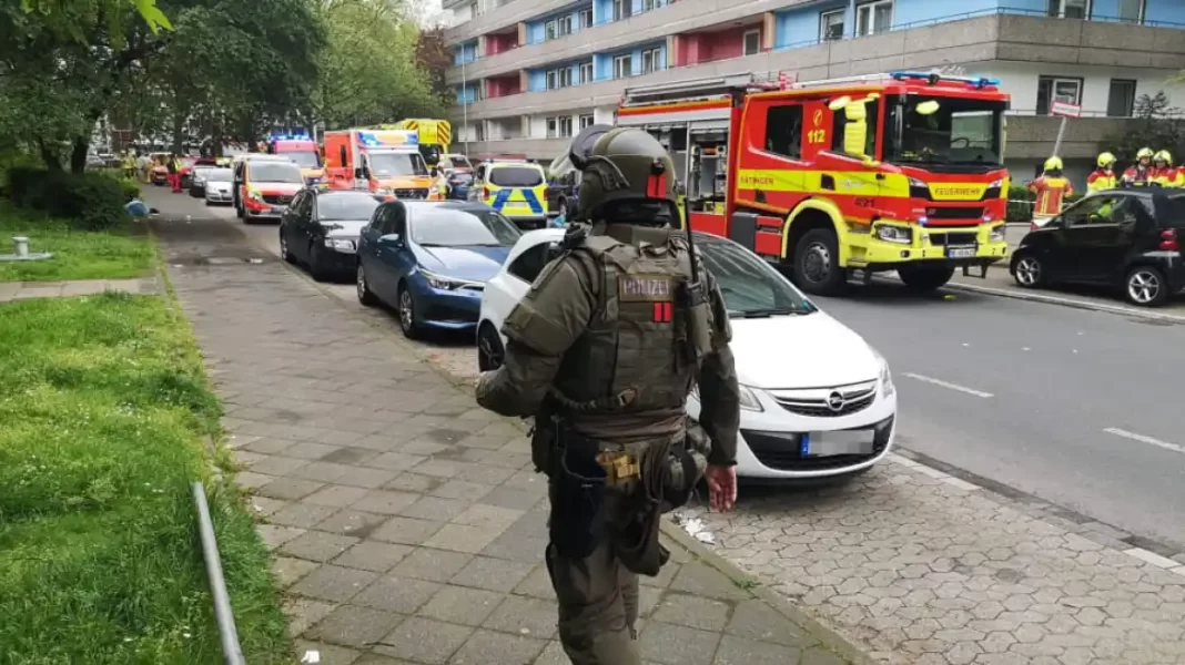 Γερμανία: Έκρηξη σε πολυκατοικία - Τραυματίστηκαν 10 πυροσβέστες και δύο αστυνομικοί