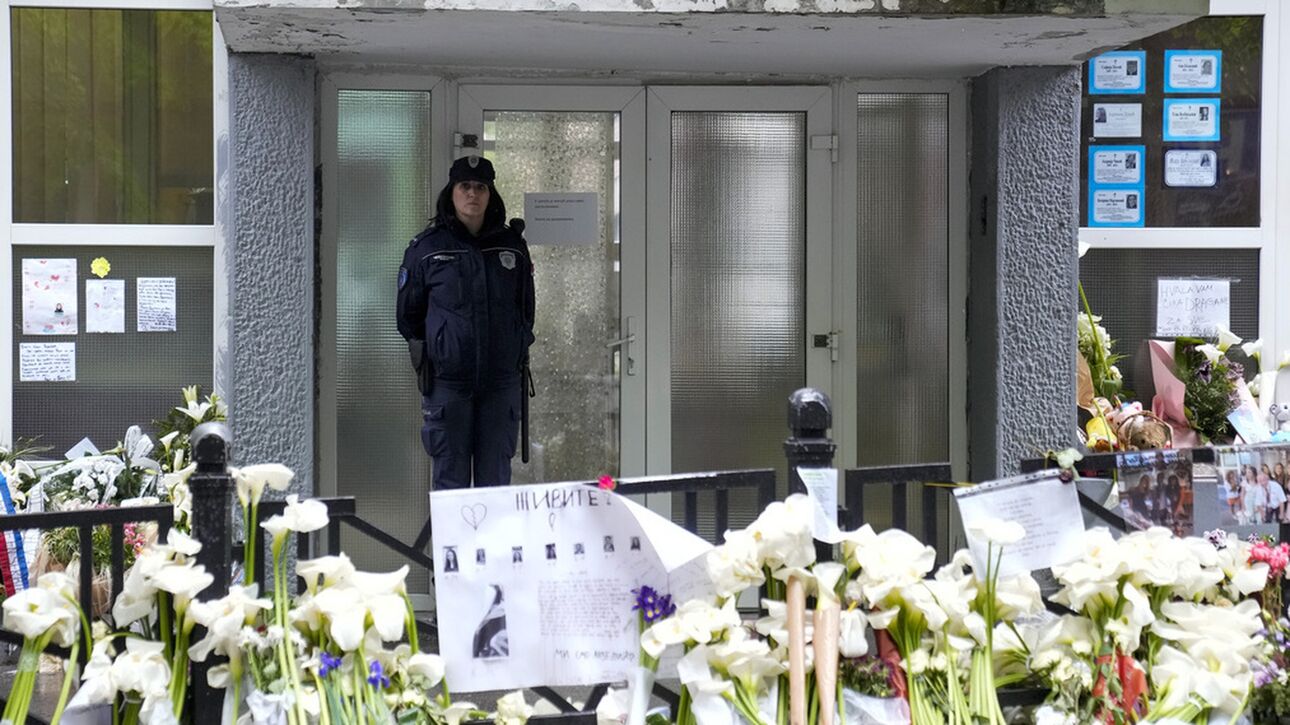 Σερβία: Ένα μήνα διορία να παραδώσουν τα παράνομα όπλα έχουν οι πολίτες