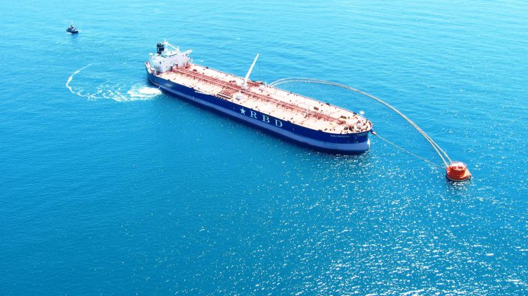 Ρωσία: Οι εξαγωγές αργού πετρελαίου προς την Ευρώπη από την έναρξη του πολέμου μέχρι την επιβολή του εμπάργκο