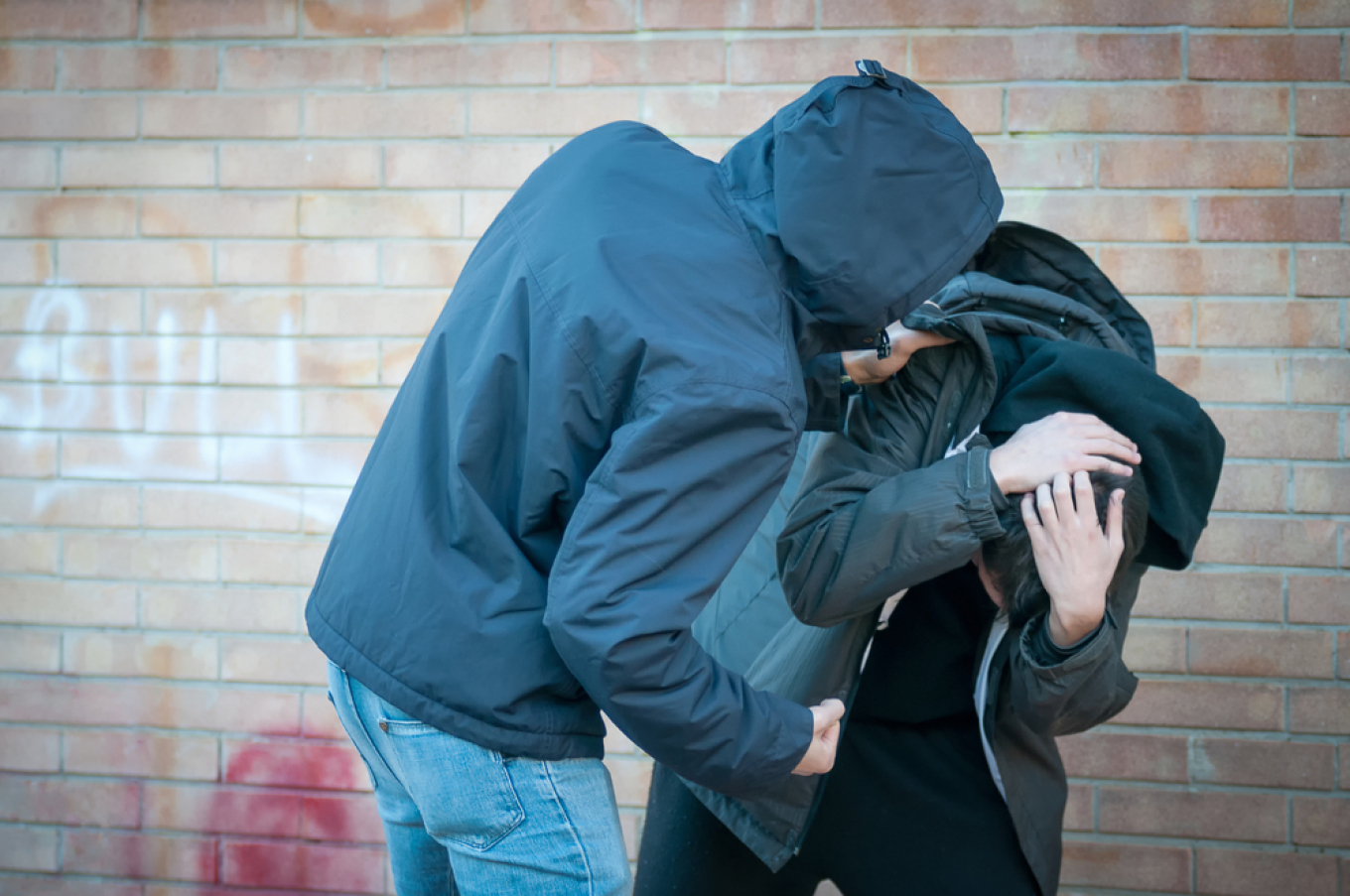 Ανήλικοι λήστεψαν δύο 14χρονους