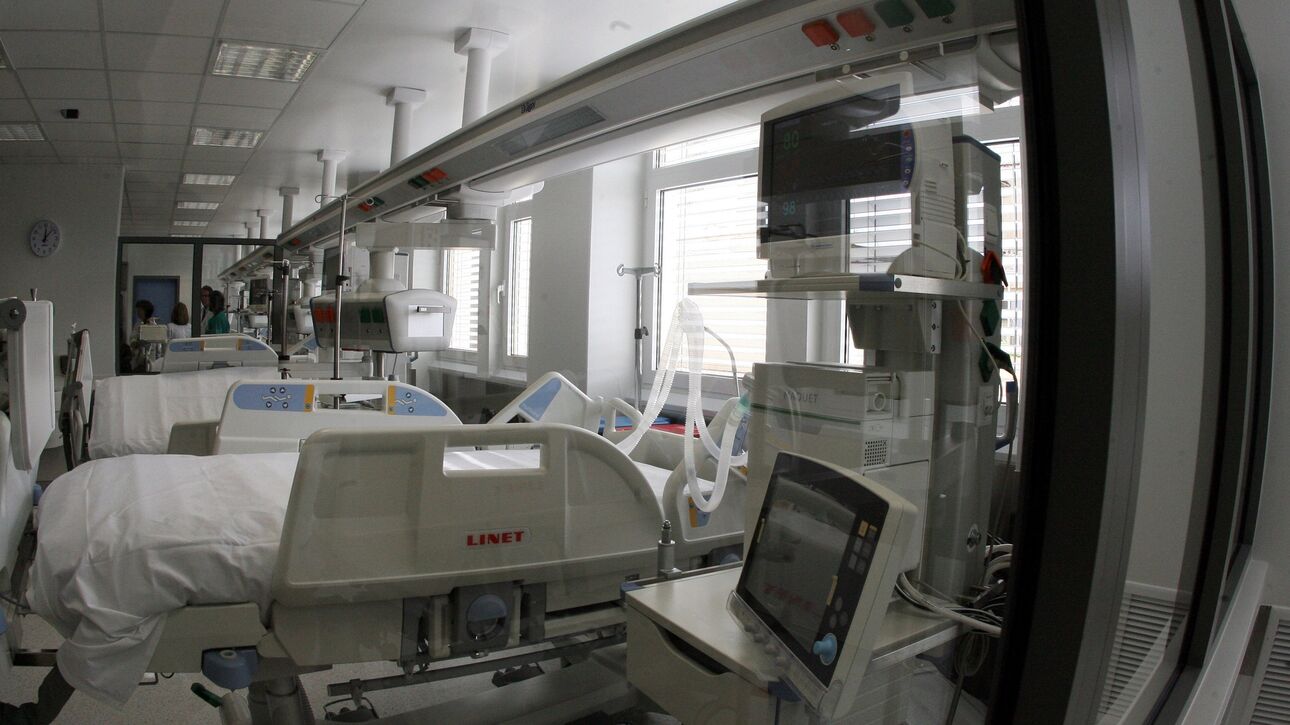 Γιατί ο στρεπτόκοκκος δείχνει φέτος τα «δόντια» του – Ο παιδίατρος Κων. Νταλούκας εξηγεί