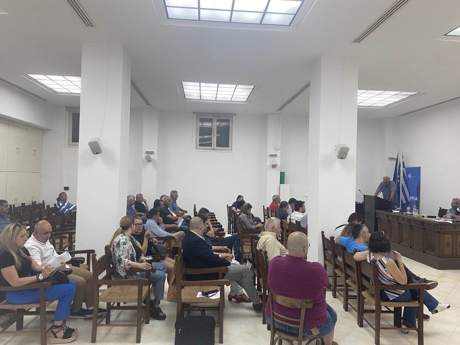 Συστηνει επιτροπή για τους πλειστηριασμούς ο Εμπορικός Σύλλογος Χανίων