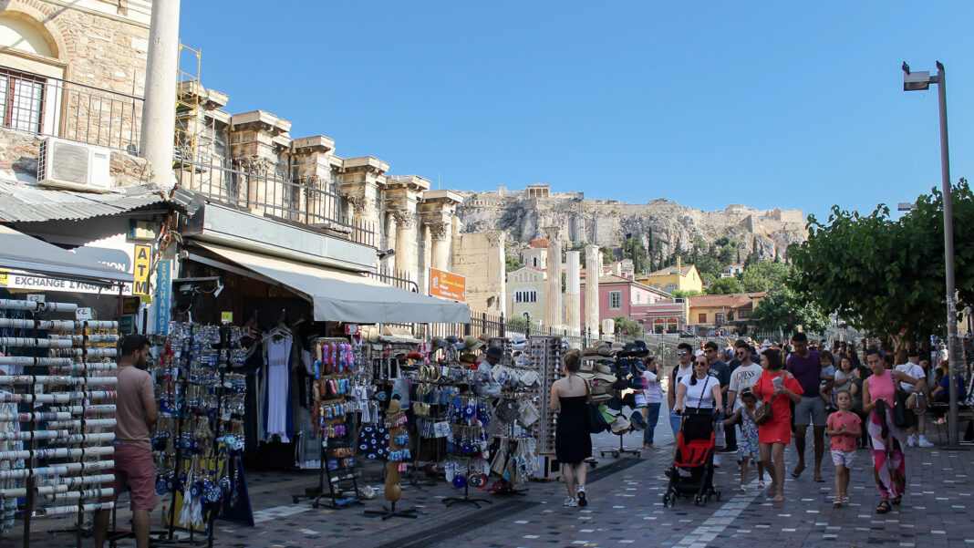 Τουρισμός: Ανοδος των ταξιδιωτικών εισπράξεων στο 4μηνο