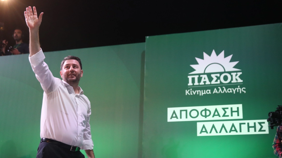 ΠΑΣΟΚ για exit poll: Το κίνημα επανακτά δεσμούς με τους προοδευτικούς πολίτες