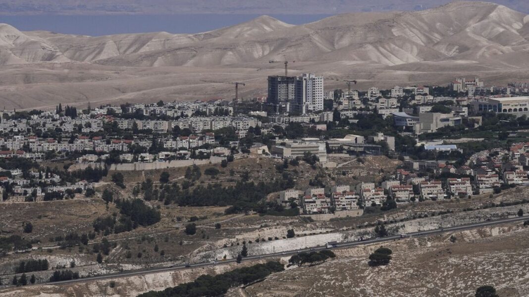 Ισραήλ: «Πράσινο φως» για ανέγερση χιλιάδων νέων κατοικιών στους εβραϊκούς οικισμούς στη Δυτική Όχθη