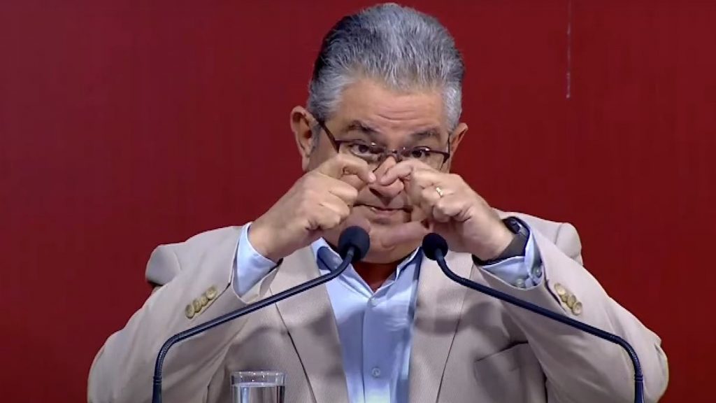 Κουτσούμπας: «Τρόλαρε» με καρδούλα την Κωνσταντοπούλου