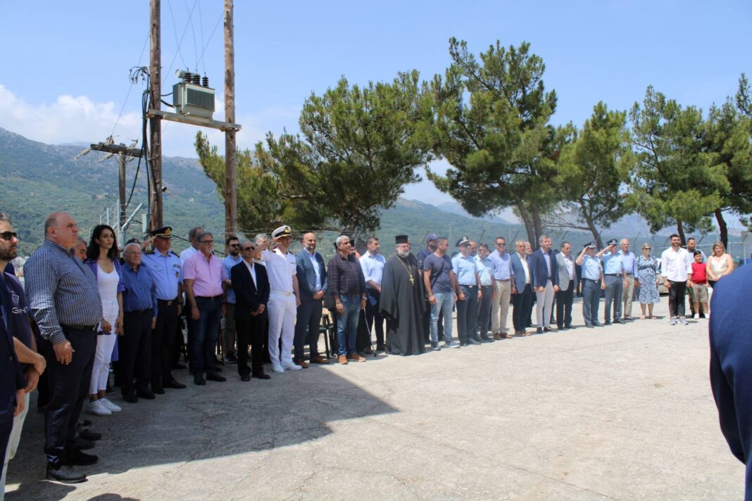 Επιμνημόσυνη δέηση στο μνημείο πεσόντων αστυνομικών στο Σωφρονιστικό Κατάστημα Νεάπολης