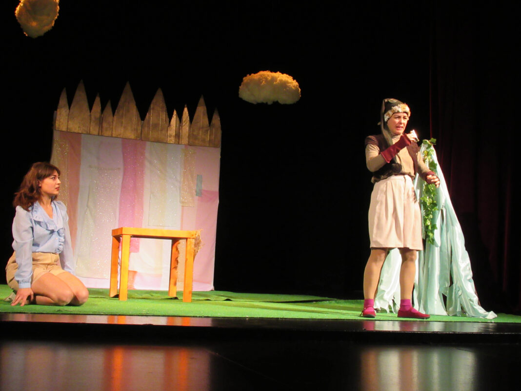 Παιδική Θεατρική Παράσταση “Γκριμ και Γκριμ” για δύο παραστάσεις στην Κρήτη