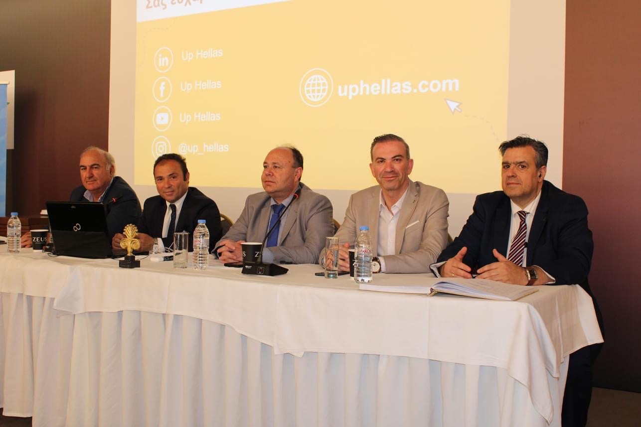 Άκρως ενημερωτική, με θέματα που αφορούν τα ξενοδοχεία, η ολομέλεια του Παγκρήτιου Συλλόγου Διευθυντών Ξενοδοχείων