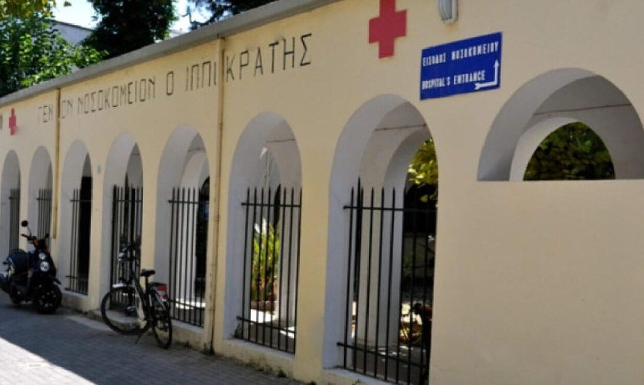 «Ντρέπομαι» – Συγκλονίζει γιατρός για τη γυναίκα που πέθανε σε καρότσα αγροτικού