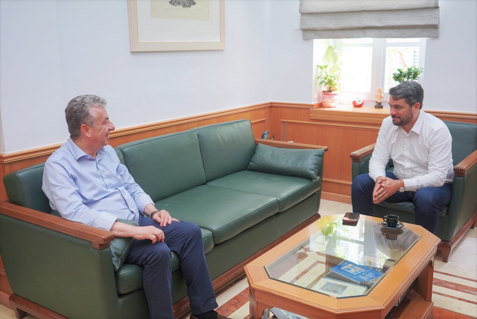 Συνάντηση Περιφερειάρχη Κρήτης με τον Δήμαρχο Χανίων