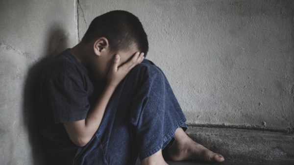 Ομαδικός βιασμός: Ένοχα τα οχτώ αγόρια, αθώα τα τέσσερα κορίτσια