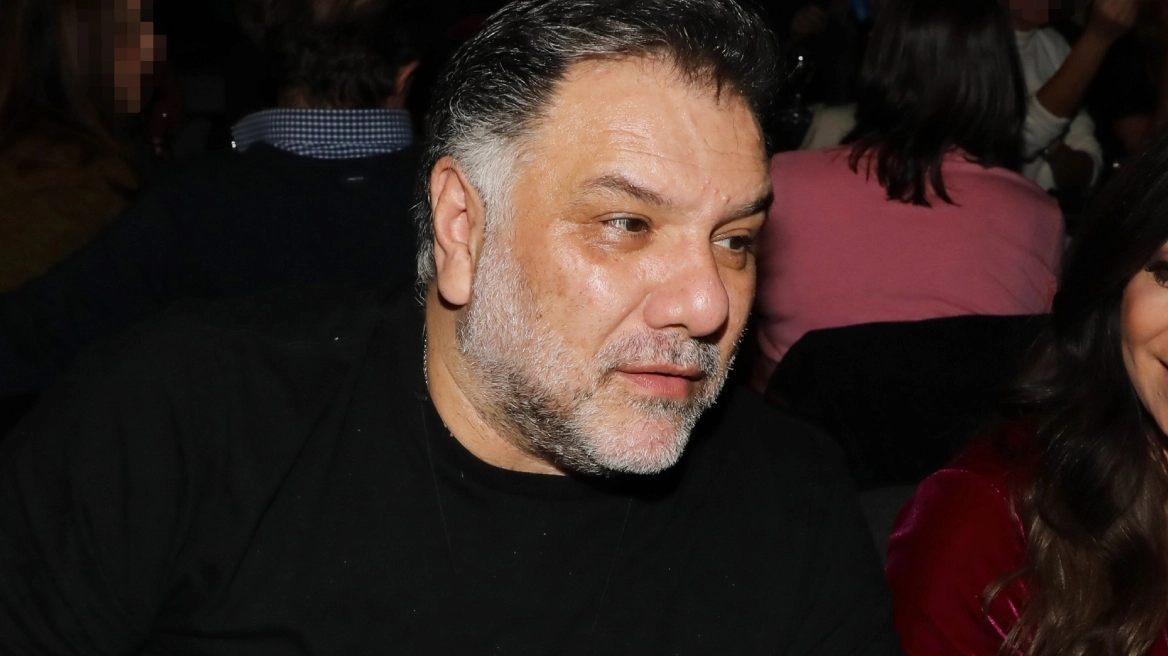 Γρηγόρης Αρναούτογλου: «Πονάω ακόμα» λέει για τη δεύτερη φορά που νόσησε με κορωνοϊό