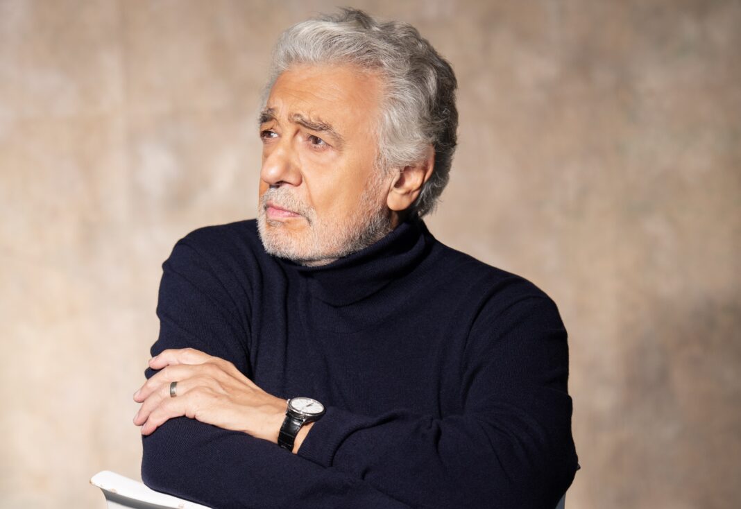 Ο Plácido Domingo σε μια ανεπανάληπτη συναυλία στην Ιερά Μονή Τοπλού