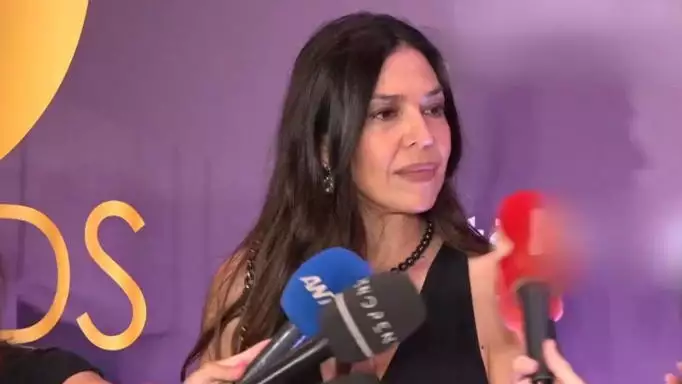 Ναταλία Δραγούμη: «Αν σταματήσεις να φλερτάρεις, είναι σαν να σταματάει η ζωή»