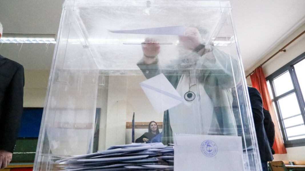 Εκλογές 2023: Χωρίς εφορευτική επιτροπή εκλογικά τμήματα σε Άλιμο και Θεσσαλονίκη