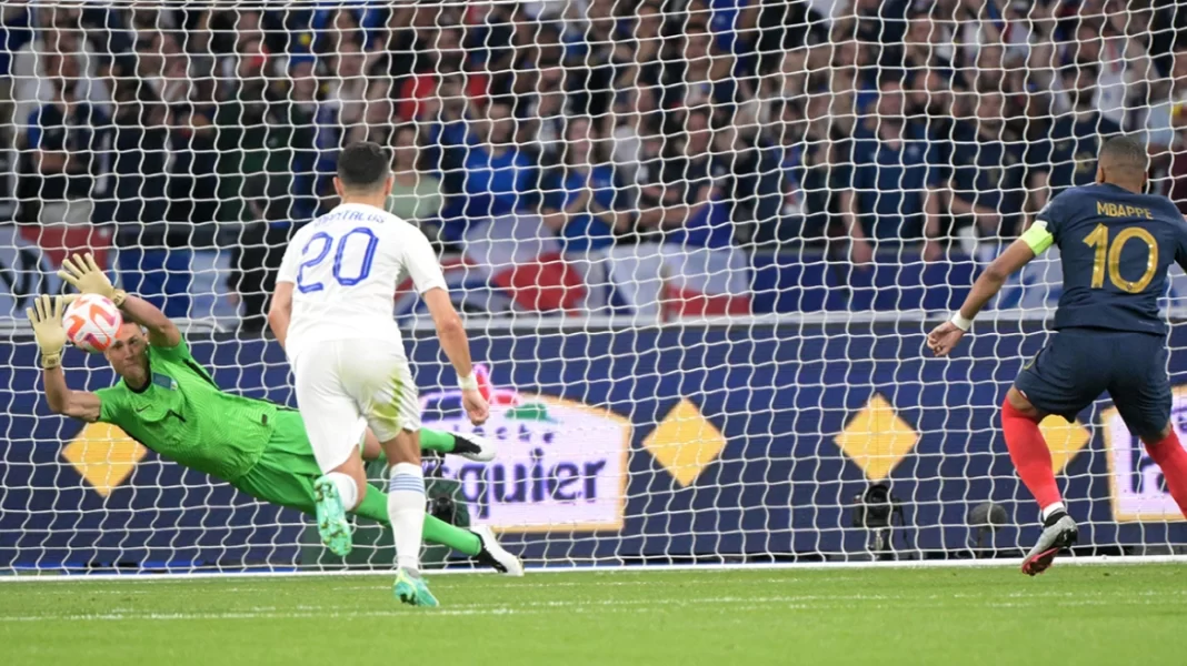 Προκριματικά Euro 2024, Γαλλία-Ελλάδα 1-0: Την λύγισε το πέναλτι του Εμπαπέ – Δείτε βίντεο