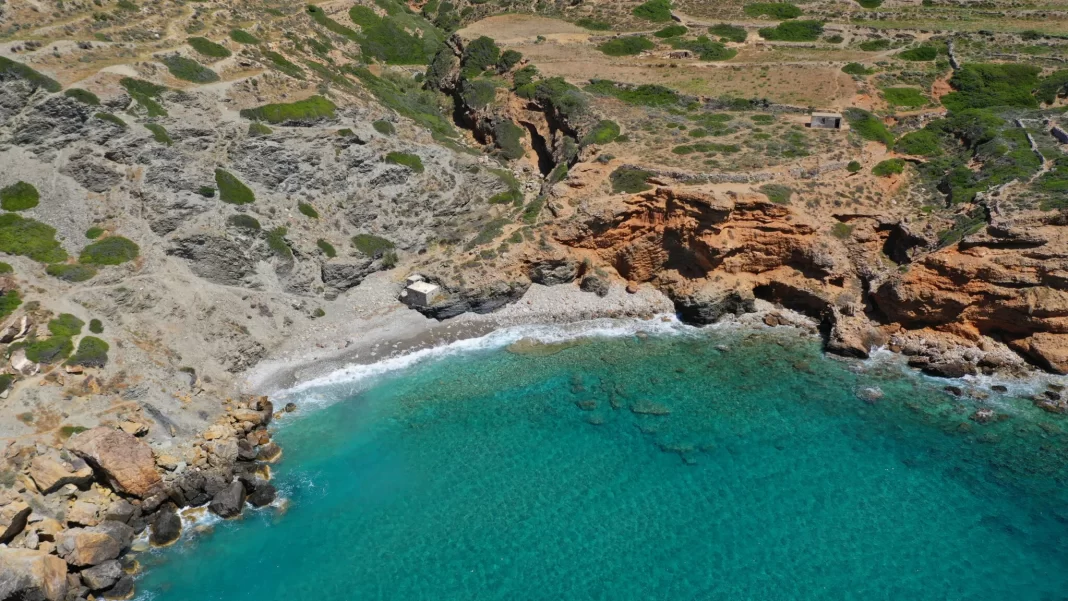 Οι καλύτερες παραλίες της Φολεγάνδρου