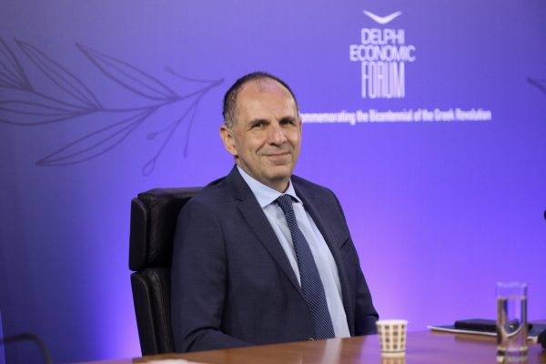 Γιώργος Γεραπετρίτης: Θύμα Ιταλού φαρσέρ ο Έλληνας ΥΠΕΞ – «Σκηνοθέτησε» συνάντηση με τον Φιντάν