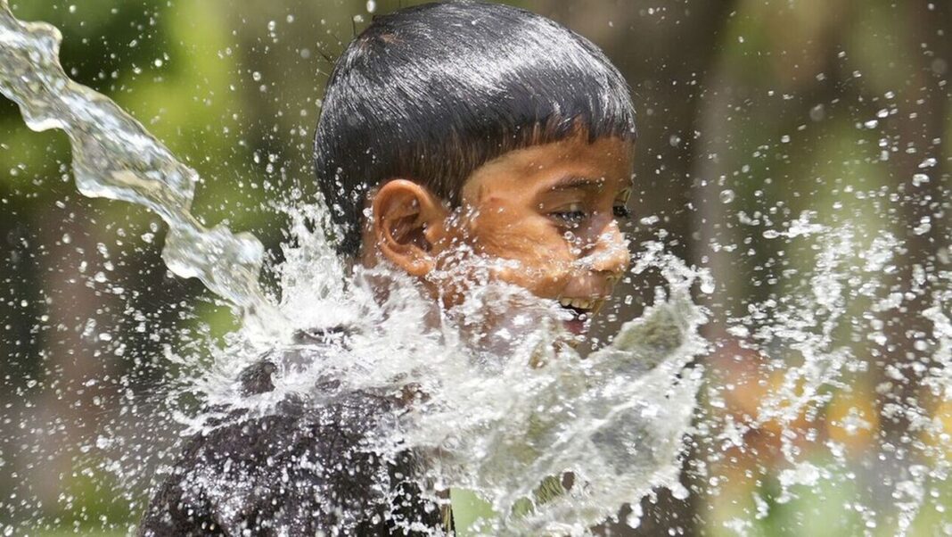 Κίνα: Ρεκόρ θερμοκρασιών σε πολλές πόλεις – Συναγερμός για το δίκτυο ηλεκτροδότησης