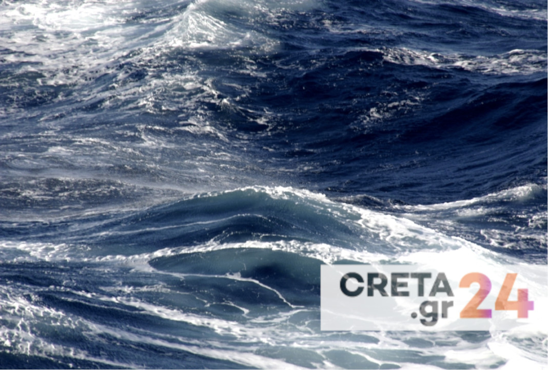 Ηράκλειο: Οικογένεια με βρέφος και 10χρονη παρασύρθηκαν από τα κύματα