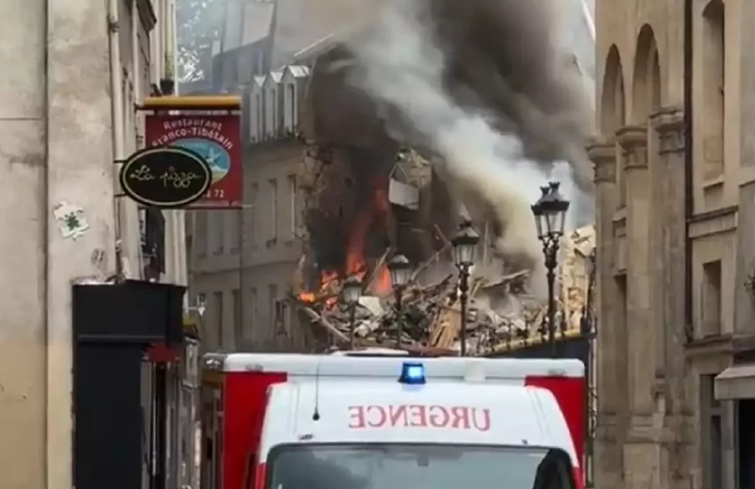 Έκρηξη στο Παρίσι: Βρέθηκε πτώμα στα συντρίμμια του κτιρίου που κατέρρευσε στις 21 Ιουνίου