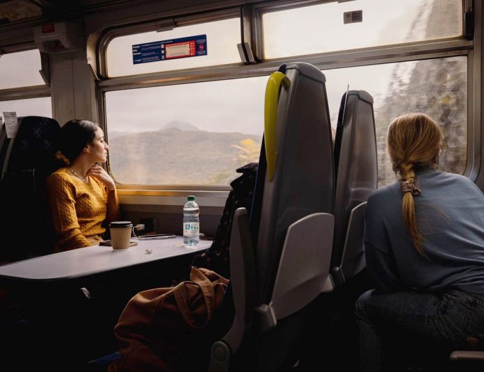 Νέοι κανόνες της ΕΕ για ταξιδιώτες με τρένο - Πότε αποζημιώνονται οι επιβάτες